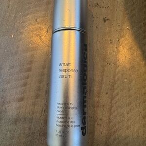Dermalogica Smart Response Serum - Elegant Silver